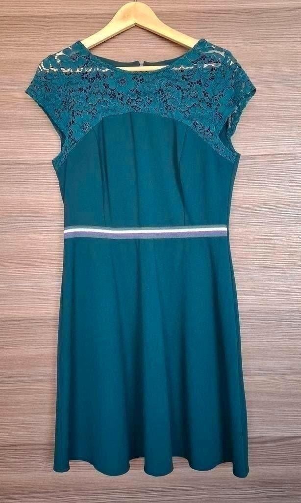 Robe, taille 42, neuve, Lola & Liza, Vêtements | Femmes, Robes, Enlèvement ou Envoi, Lola & Liza, Autres couleurs, Taille 42/44 (L)