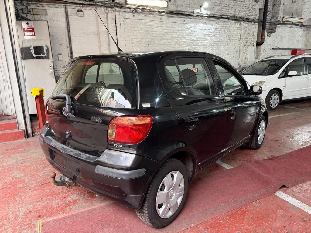 TOYOTA YARIS 1.3, Autos, Toyota, Achat, Boîte manuelle, 5 portes, 5 places