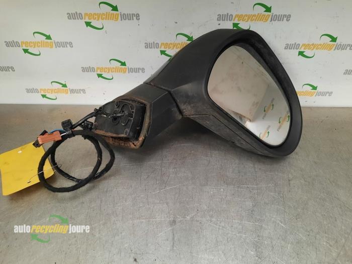 Buitenspiegel rechts van een Peugeot 207, Auto-onderdelen, Spiegels, Peugeot, Gebruikt, 3 maanden garantie