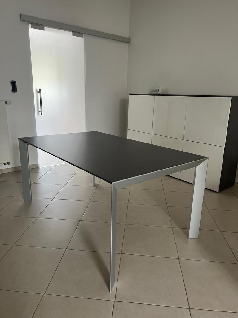 Table design haut de gamme KRISTALIA NORI (extensible), Ophalen, Zo goed als nieuw