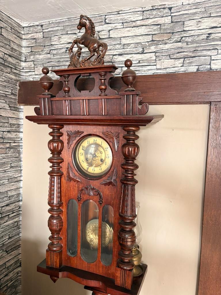 Antieken klok, Ophalen