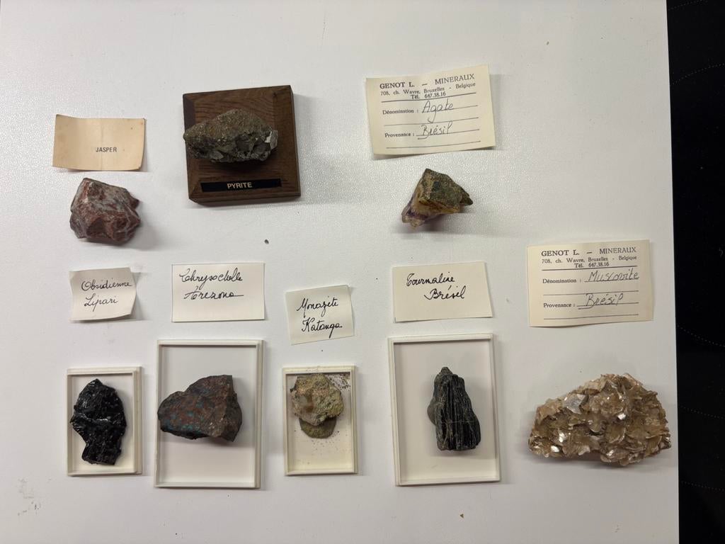 Collection de Minéraux  - Étiquettes d'Origine (Bruxelles), Enlèvement, Comme neuf