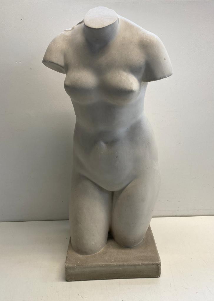 Grand buste/torse de Vénus nu, hauteur 73 cm, Enlèvement