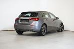 Mercedes-Benz A-CLASS 180 (bj 2025, automaat), Auto's, Gebruikt, 136 pk, Leder en Stof, Bedrijf