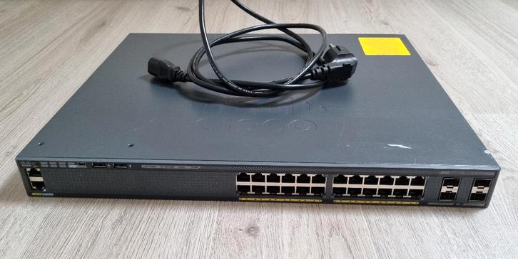 Cisco switch WS-C2960X-24PS-L, Computers en Software, Netwerk switches, Ophalen of Verzenden