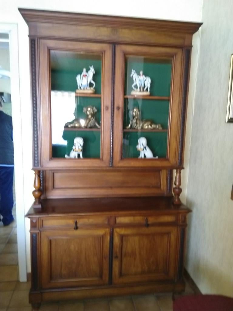 Antieke kast ! H 2,25. L 1.30  B 40cm, Ophalen