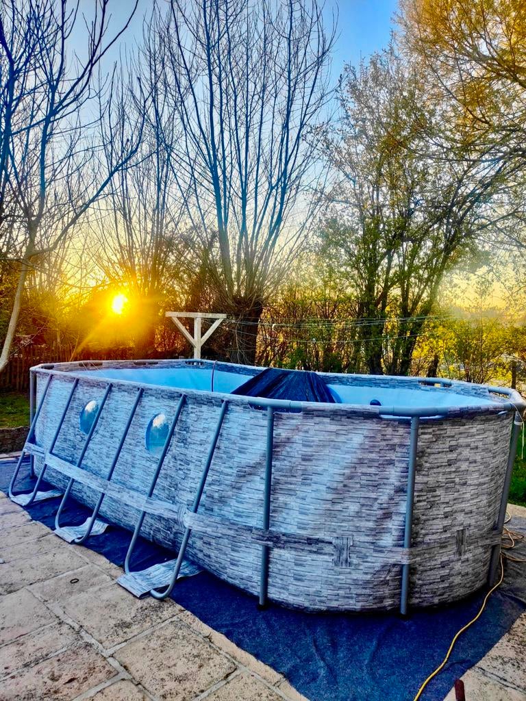 Groot zwembad met alles erop en eraan, Tuin en Terras, Zwembaden, 200 tot 300 cm, Zo goed als nieuw, Rechthoekig, Ophalen