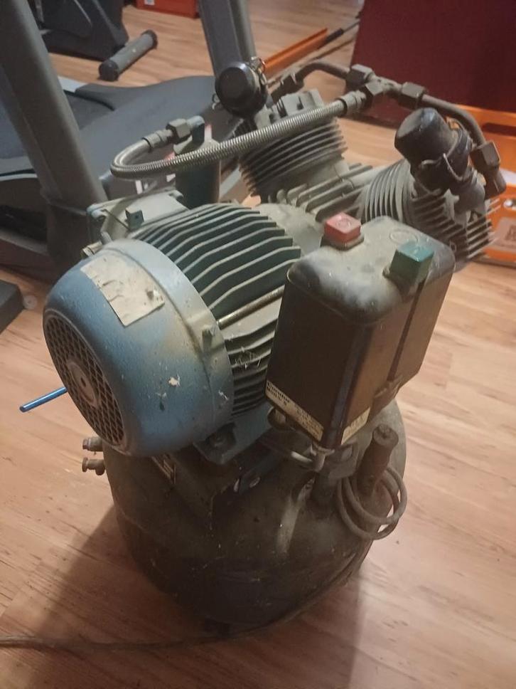 Compresseur 20L, Bricolage & Construction, Compresseurs, Utilisé, Moins de 25 litres, Sans huile, Enlèvement