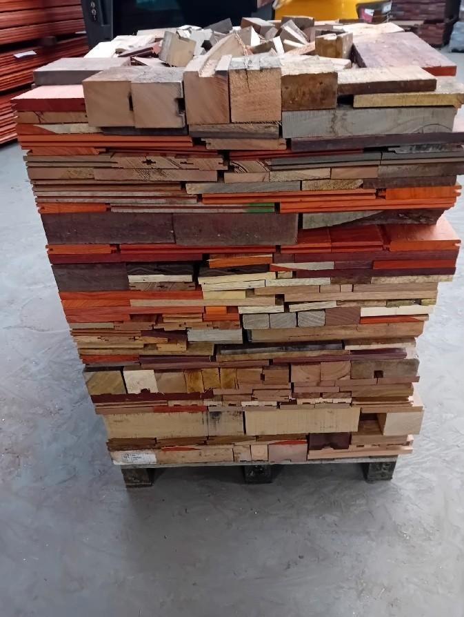 Brandhout, Doe-het-zelf en Bouw, Hout en Planken, Gebruikt, Pallet, Overige houtsoorten, Minder dan 200 cm, 50 mm of meer, Ophalen of Verzenden