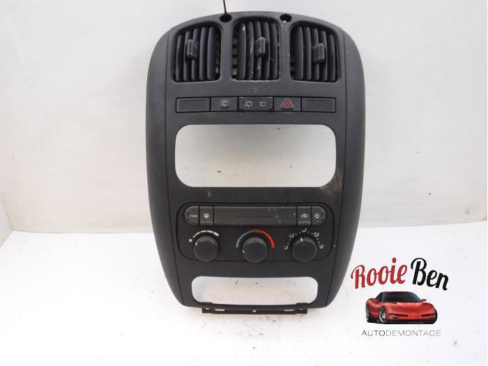 Kachel Bedieningspaneel van een Chrysler Voyager, Auto-onderdelen, Gebruikt, -, Ophalen of Verzenden, -