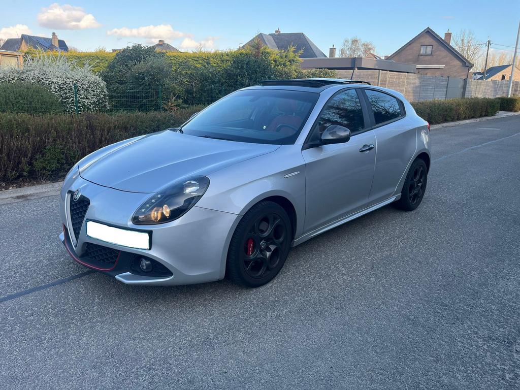 Alfa Giulietta 1.6 jtd Aut. 202000 km 06/2017 euro6, Auto's, Automaat, Euro 6, 4 cilinders, Leder