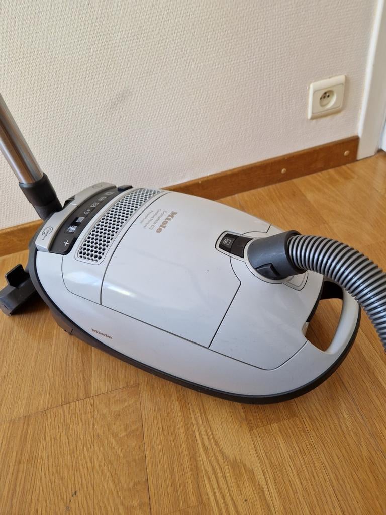 MİELE COMPELETE C3 COMFORT PATQUET POWERLİNE, Elektronische apparatuur, Stofzuigers, Stofzuiger, Ophalen of Verzenden