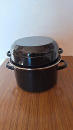 Casserole à moules avec couvercle, 26 cm de diamètre et 15 c, Neuf, Enlèvement ou Envoi, Autres matériaux, Plaque céramique