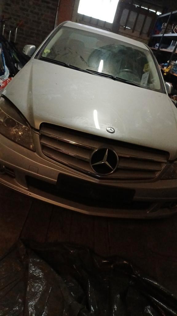 Mercedes C200 2.2diesel, Auto's, Mercedes-Benz, Particulier, C-Klasse, Bluetooth, Lederen bekleding, Diesel, 5 deurs, Handgeschakeld