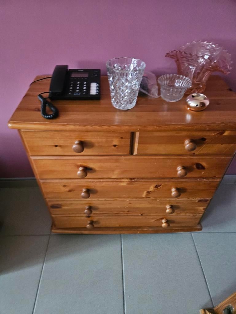 Joli meuble à tiroirs, Enlèvement