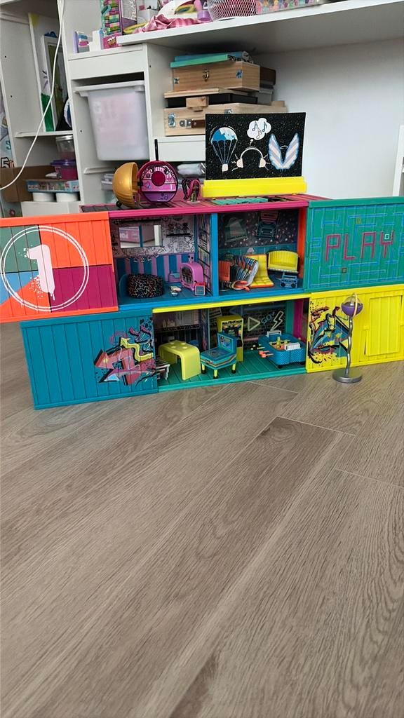 Lol clubhuis, Ophalen, Zo goed als nieuw