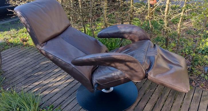 YORI Symphony relaxzetel kastanjebruin, Huis en Inrichting, Zetels | Zetels en Chaises Longues, Zo goed als nieuw, Eenpersoons