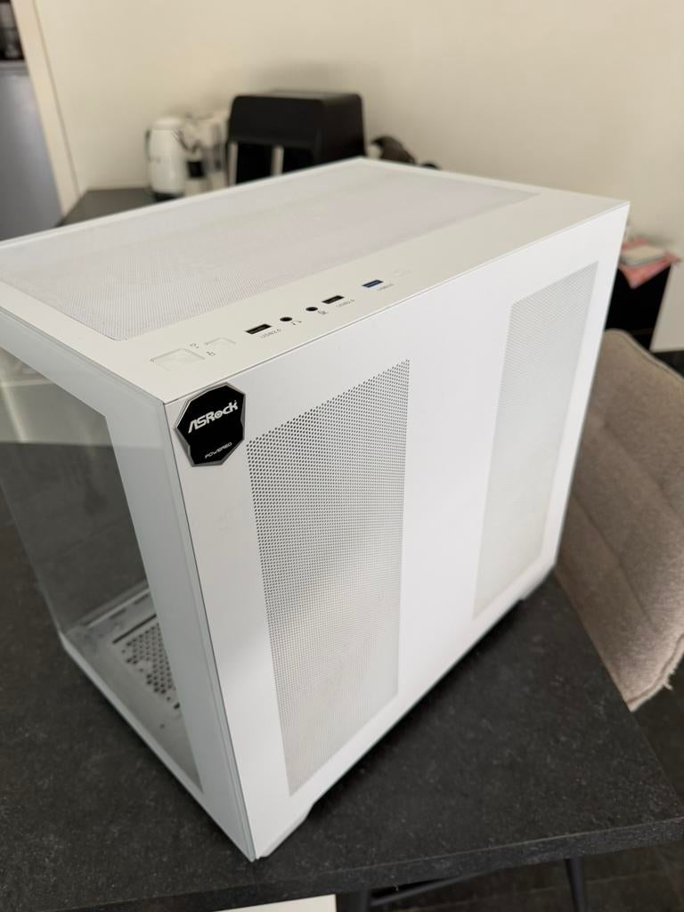 Mars gaming pc-case, Ophalen, Zo goed als nieuw