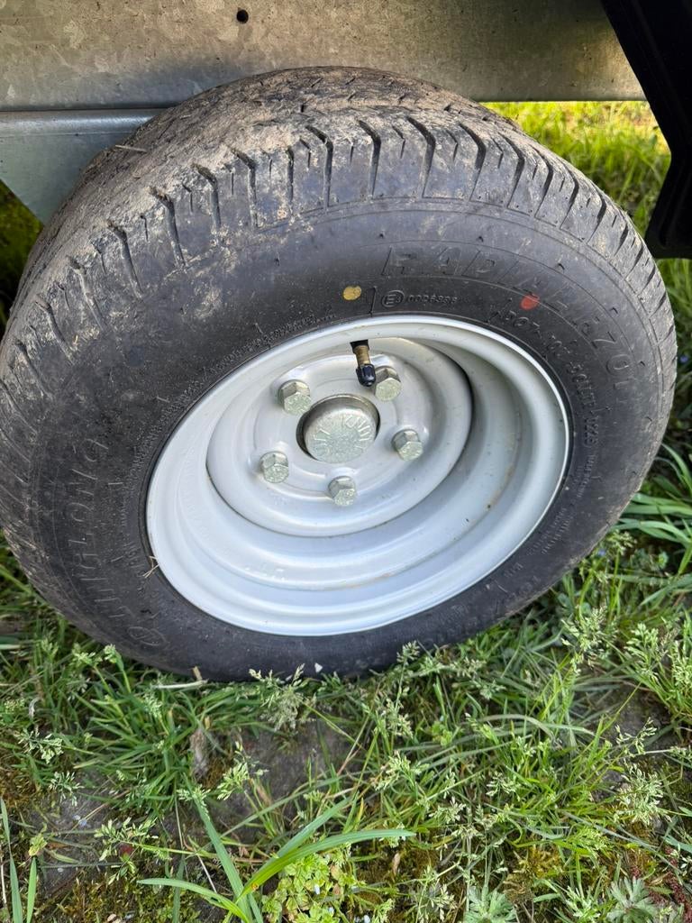 195/55/10. Pour remorque, Enlèvement, Comme neuf