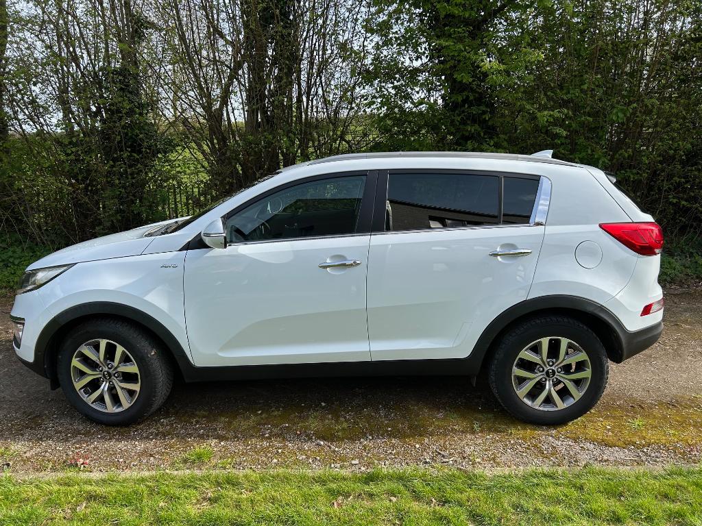 kia sportage, Auto's, Kia, 4 cilinders, 2000 kg, Wit, Leder