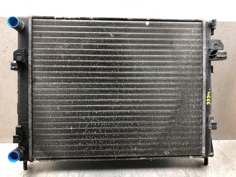RADIATEUR Nissan Primastar (01-2002/08-2006), Gebruikt, Nissan