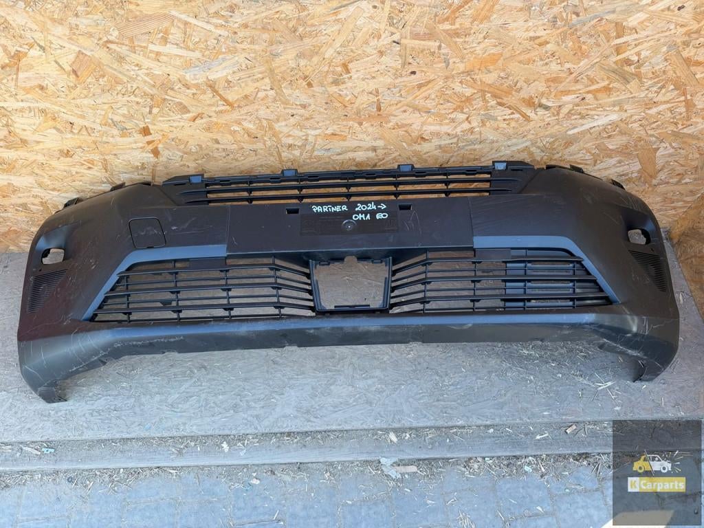 Pare-chocs avant neuf d'origine pour Peugeot Partner IV Lift, Taurusavenue 1
2132 LS  Hoofddorp, NL, Contact.group@renault.com