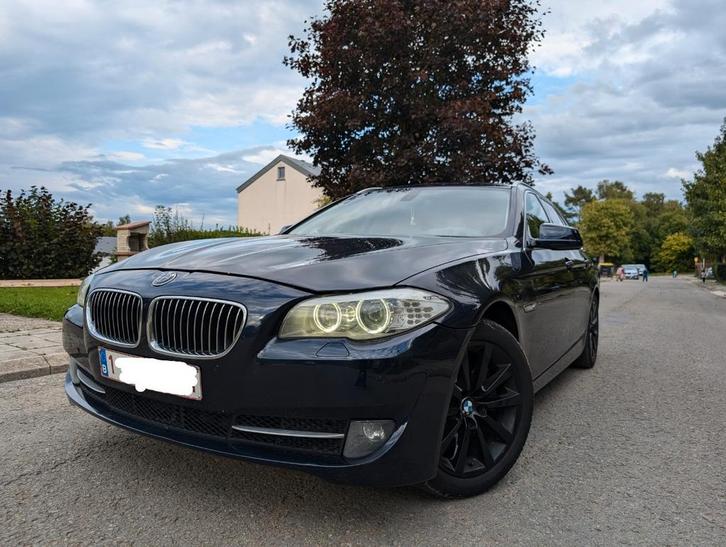 BMW 530D xdrive automatique ( Ne démarre pas ), Auto's, BMW, Particulier, 5 Reeks, 360° camera, 4x4, ABS, Achteruitrijcamera, Adaptieve lichten