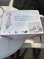 Hangnest voor kinderen, Ophalen, Nieuw