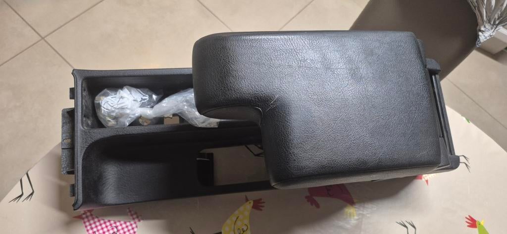Bmw e 36 lederen armsteun, Ophalen, Gebruikt, BMW