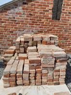 Oude gevelstenen - Boerkes, Ophalen, Zo goed als nieuw, Bakstenen