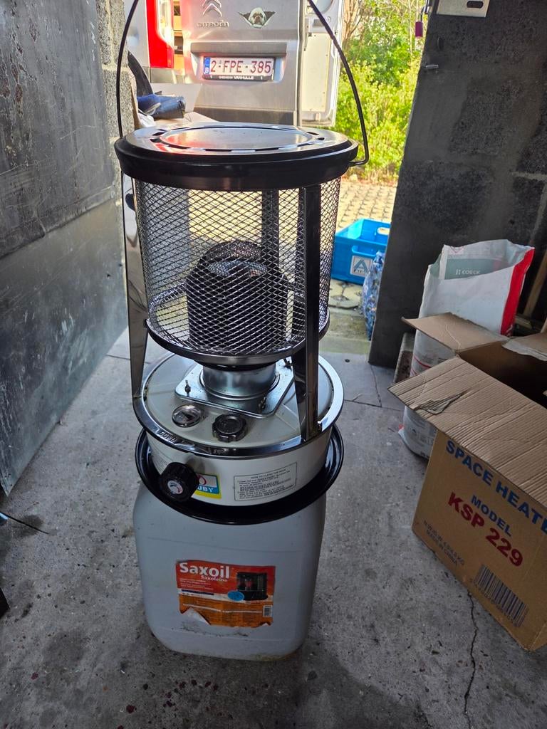 Petroleum kachel, Ophalen