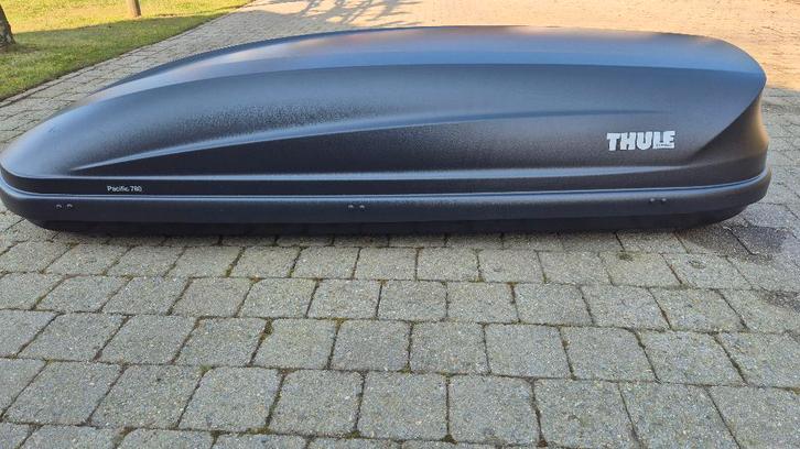 Dakkoffer Thule Pacific L 780 Anthracite ZGAN, Autos : Divers, Coffres de toit, Comme neuf, Enlèvement