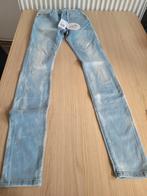 1 lot de vêtements pour femmes en vente en raison de la ferm, Enlèvement