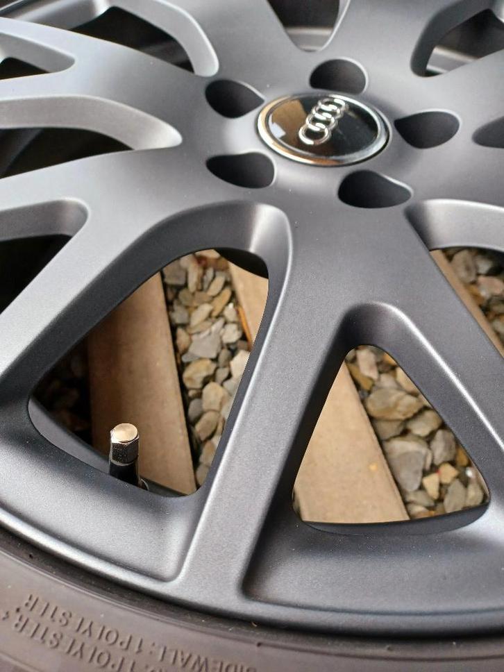 Jantes 17 origine AUDI TT A3 A4 A5 VW GOLF CADDY SKODA SEAT, Auto-onderdelen, Banden en Velgen, Velg(en), Zomerbanden, 17 inch