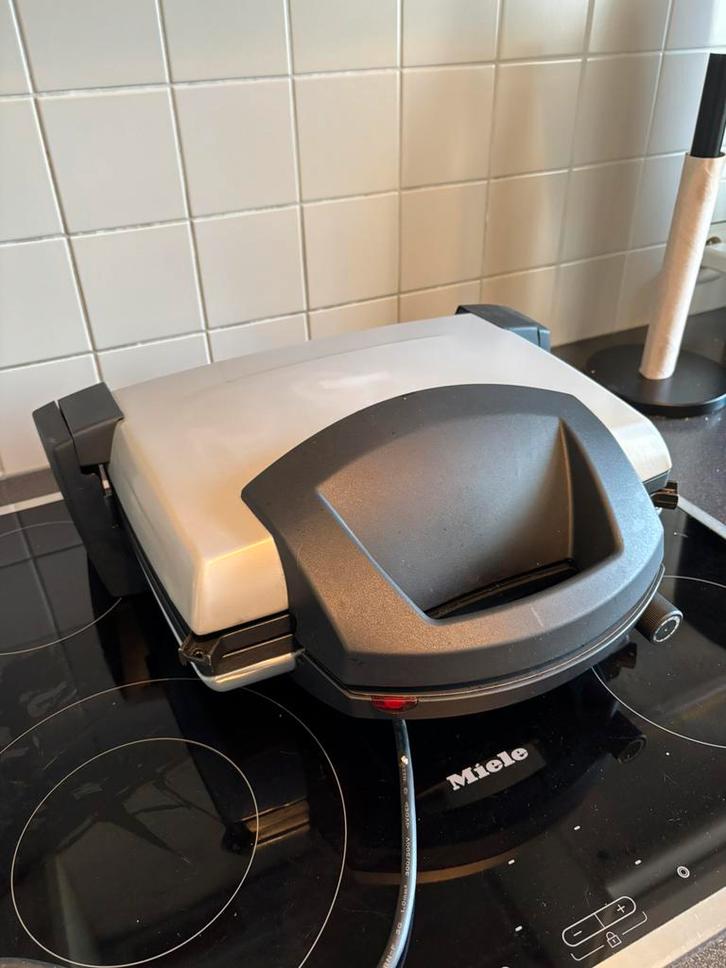 Nova contactgrill / tafelgrill, Elektronische apparatuur, Contactgrills, Gebruikt, Uitneembare platen, Vaatmachinebestendige platen