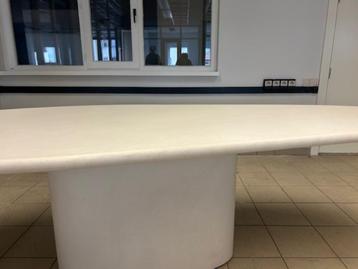 Table Mortex fabriquée à la main NEUVE (forme organique), Maison & Meubles, Tables | Tables à manger, Neuf, 100 à 150 cm, Enlèvement