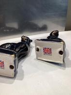 2 chats/panthères en grès. 111/Ca., Enlèvement