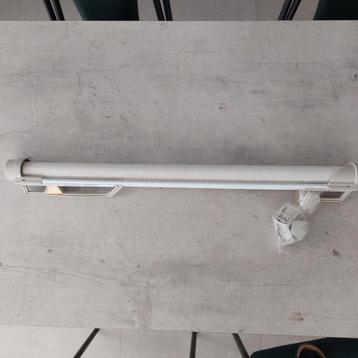 Afsluitgordijn / rekje beschikbaar voor biedingen