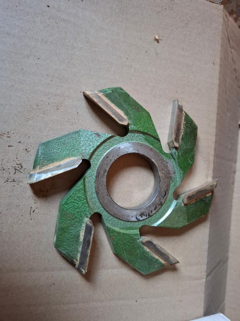 free mes platband, Ophalen, Zo goed als nieuw