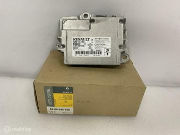 Airbagmodule Renault Clio 3 STATION NIEUW ORIG 8200645158 beschikbaar voor biedingen