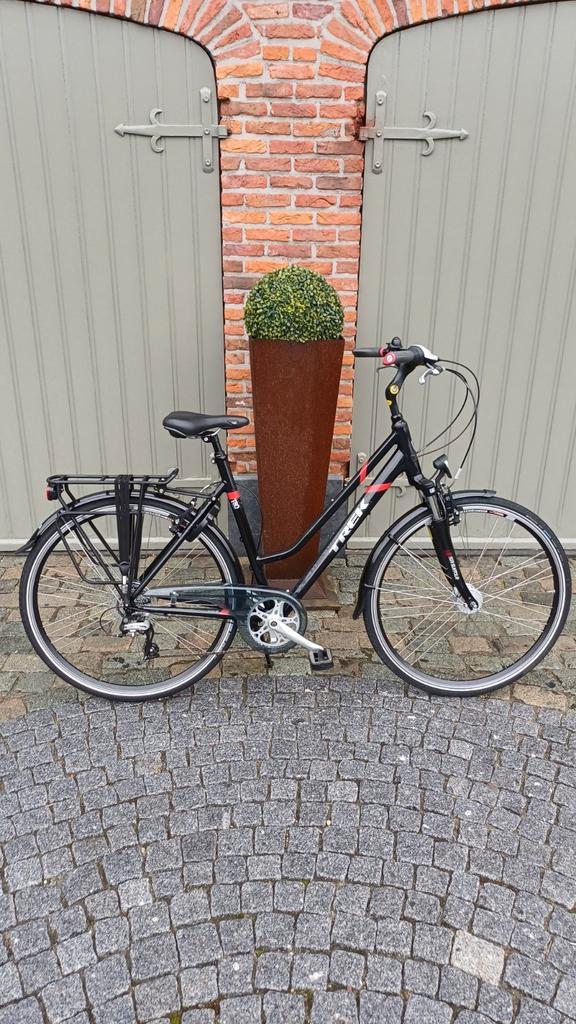DAMESFIETS  - TREK  T80  ( NIEUW  ), Fietsen en Brommers, Fietsen | Dames | Damesfietsen, Versnellingen, Ophalen