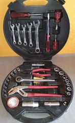 Coffret outillage voiture - clé à cliquet, Bricolage & Construction, Enlèvement ou Envoi, Utilisé