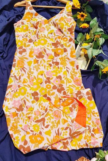  vintage lange bloemenjurk uit de jaren 70 van  naaister