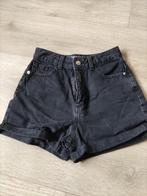 zwarte jeansshort C&A confectiemaat 34, Vêtements | Femmes, Jeans, C&A, Enlèvement ou Envoi, Noir, W27 (confection 34) ou plus petit