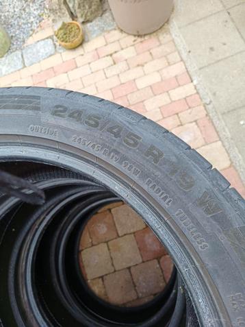 Auto banden A merken continental en Hankook  beschikbaar voor biedingen