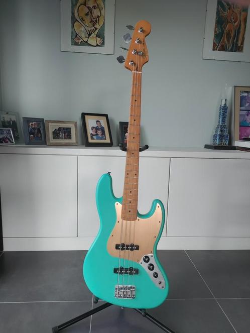 Fender Squier 40th Anniversary Jazz Bass Vintage Edition, Muziek en Instrumenten, Snaarinstrumenten | Gitaren | Bas, Zo goed als nieuw