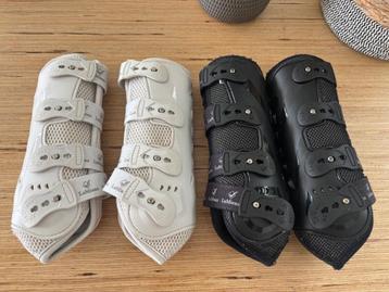Lemieux snug boots zwart en wit maat L beschikbaar voor biedingen