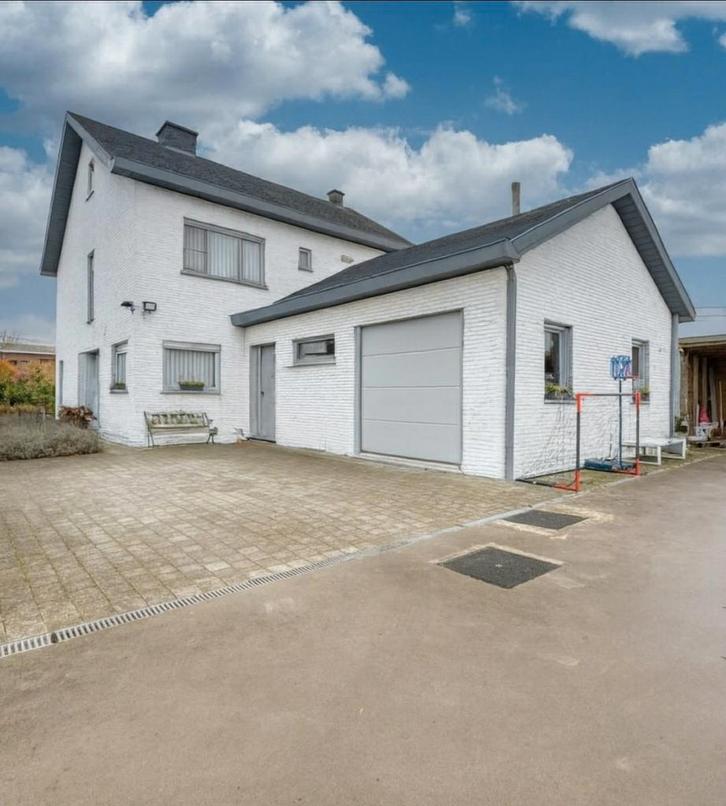 Ruime villa te koop in Waarschoot, Immo, Huizen en Appartementen te koop