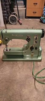 Husqvarna naaimachine met koffer, Enlèvement ou Envoi