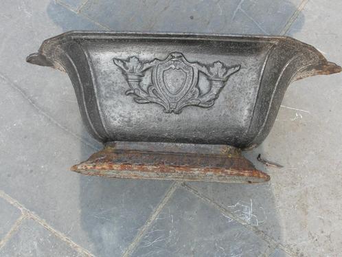 Sierlijke, gietijzeren bloembak, Antiek en Kunst, Curiosa en Brocante, Ophalen